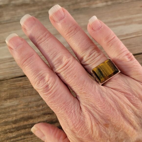 Vintage Sterling Beveled Tiger's Eye Rectangle Ring - Picture 8 of 10